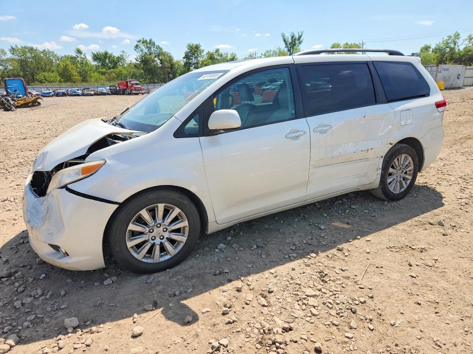 TOYOTA SIENNA 2011 with VIN 5TDDK3DC3BS029025 - Photo from auction