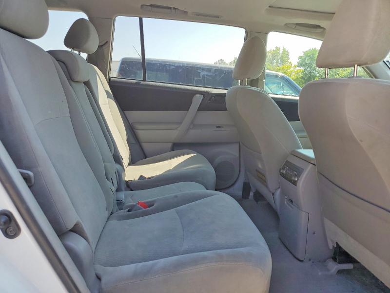 Photo 11 from auction – 2010 TOYOTA HIGHLANDER with VIN 5TDBK3EH2AS028948