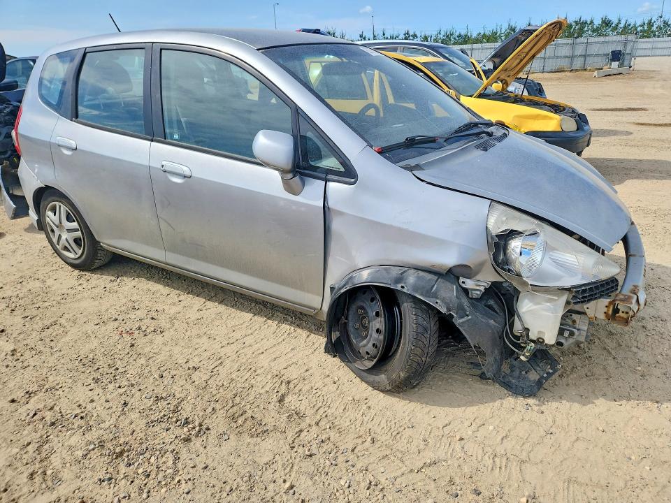 Photo 4 from auction – 2007 HONDA FIT with VIN JHMGD384X7S800135