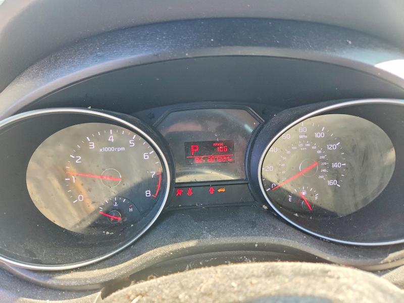 Photo 9 from auction – 2015 KIA SEDONA with VIN KNDMA5C18F6014914