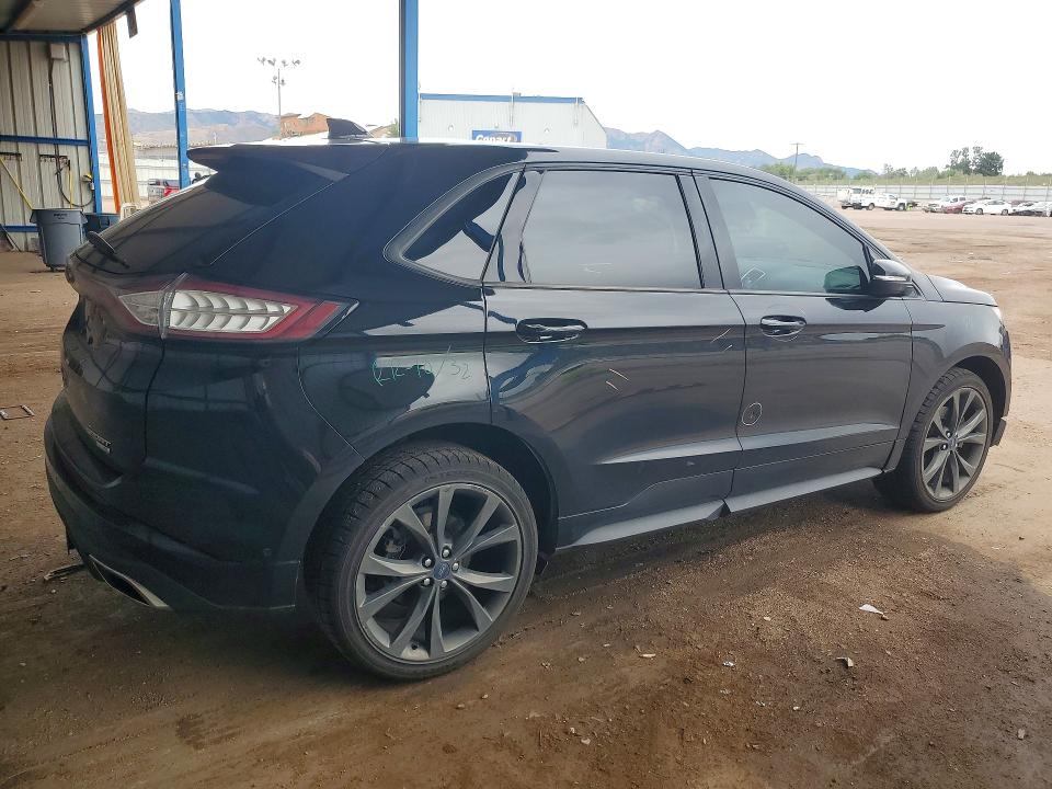 Photo 3 from auction – 2018 FORD EDGE with VIN 2FMPK4AP6JBB29593