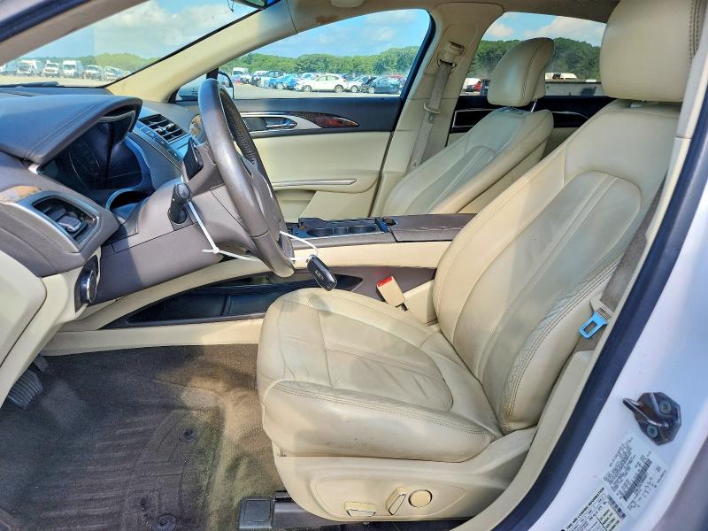 Photo 7 from auction – 2013 LINCOLN MKZ with VIN 3LN6L2GK2DR800871