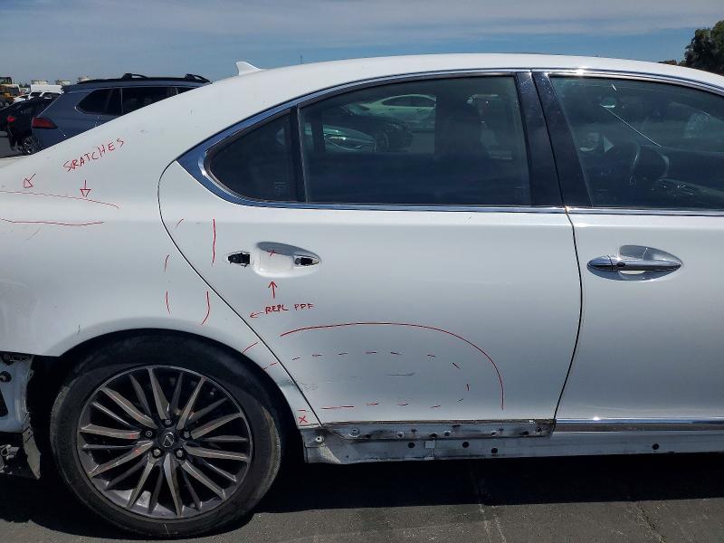 Photo 10 from auction – 2013 LEXUS LS with VIN JTHBL5EF4D5121129