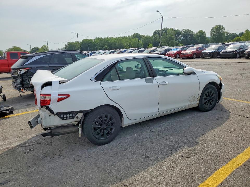 Photo 3 from auction – 2015 TOYOTA CAMRY with VIN 4T4BF1FK5FR507548