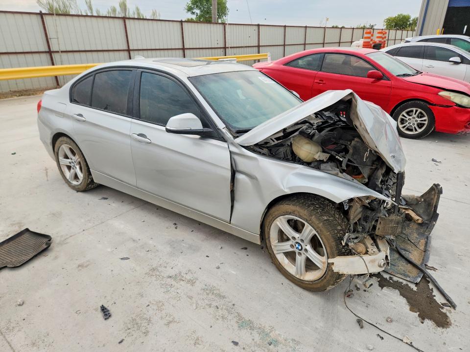 Photo 4 from auction – 2014 BMW 328 with VIN WBA3D3C50EK153562