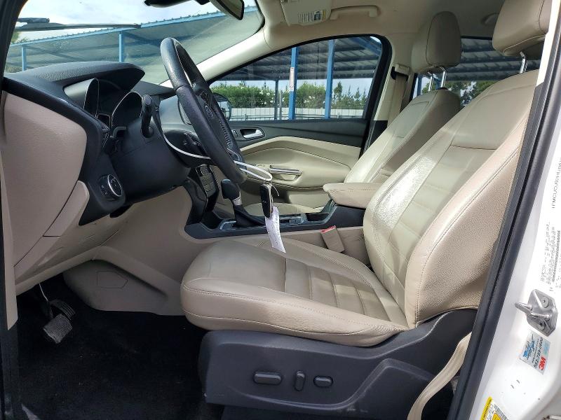 Photo 7 from auction – 2017 FORD ESCAPE with VIN 1FMCU0J92HUB81858