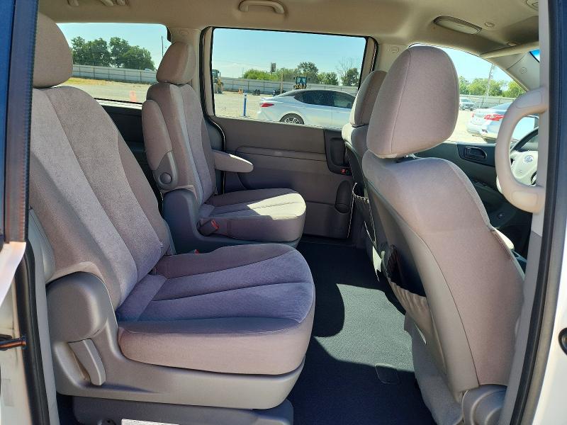 Photo 11 from auction – 2011 KIA SEDONA with VIN KNDMG4C75B6368543