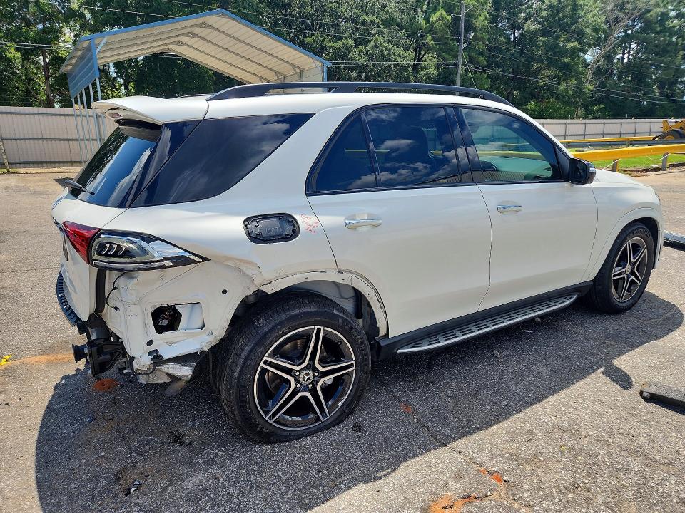 Снимка 3 от търг – 2022 MERCEDES-BENZ GLE с VIN 4JGFB4JB1NA830723