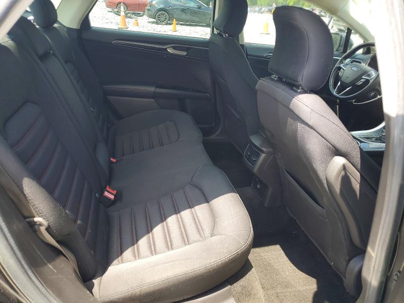 Снимка 10 от търг – 2016 FORD FUSION с VIN 3FA6P0HD0GR319489