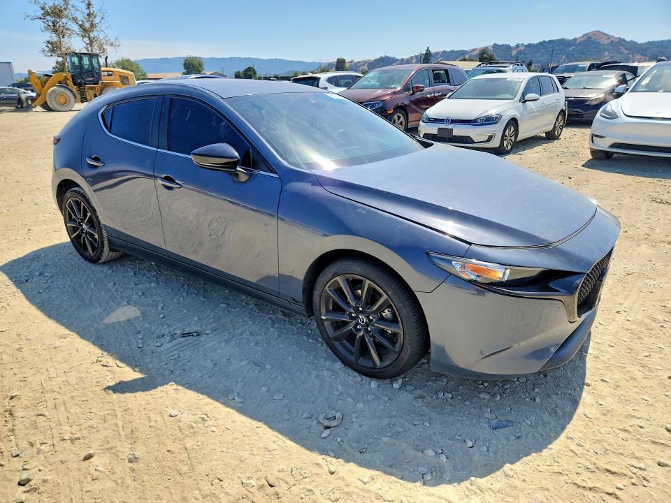 Photo 4 from auction – 2022 MAZDA 3 with VIN JM1BPALL9N1511448