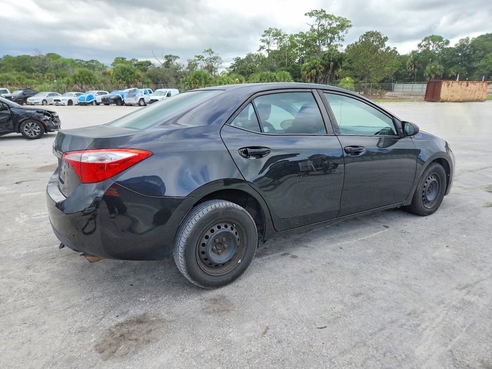 Photo 3 from auction – 2016 TOYOTA COROLLA with VIN 5YFBURHE2GP422708