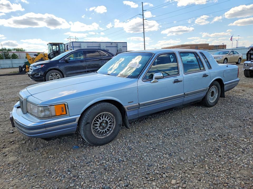 Photo 1 from auction – 1990 LINCOLN TOWN CAR with VIN 1LNCM82F4LY804448