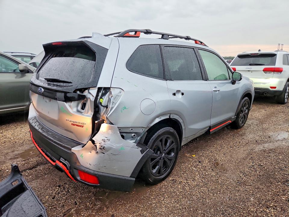 Photo 3 from auction – 2019 SUBARU FORESTER with VIN JF2SKAKC3KH430840