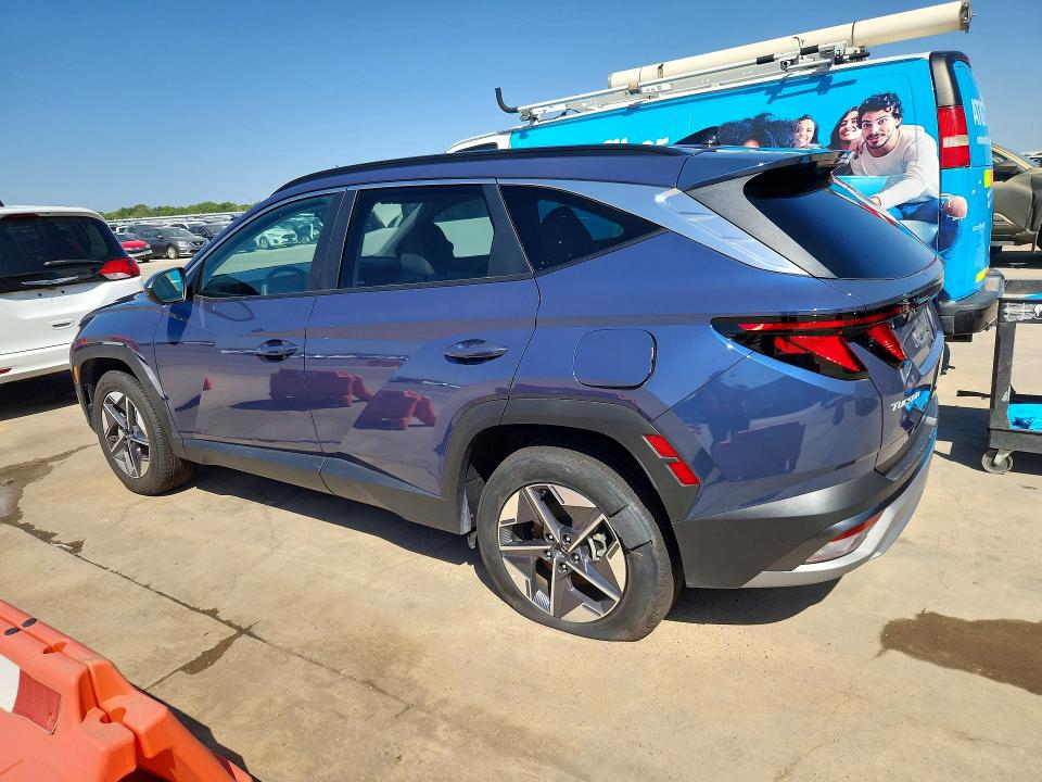 Photo 2 from auction – 2026 HYUNDAI TUCSON with VIN 5NMJBCDE0TH640090