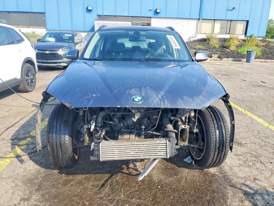 صورة رقم 5 من المزاد - 2014 BMW X1 مع VIN WBAVL1C51EVY23523