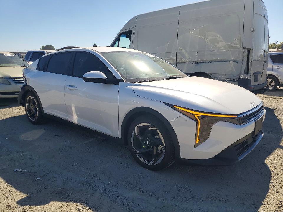 Photo 4 from auction – 2025 KIA K4 with VIN 3KPFU4DE8SE165848