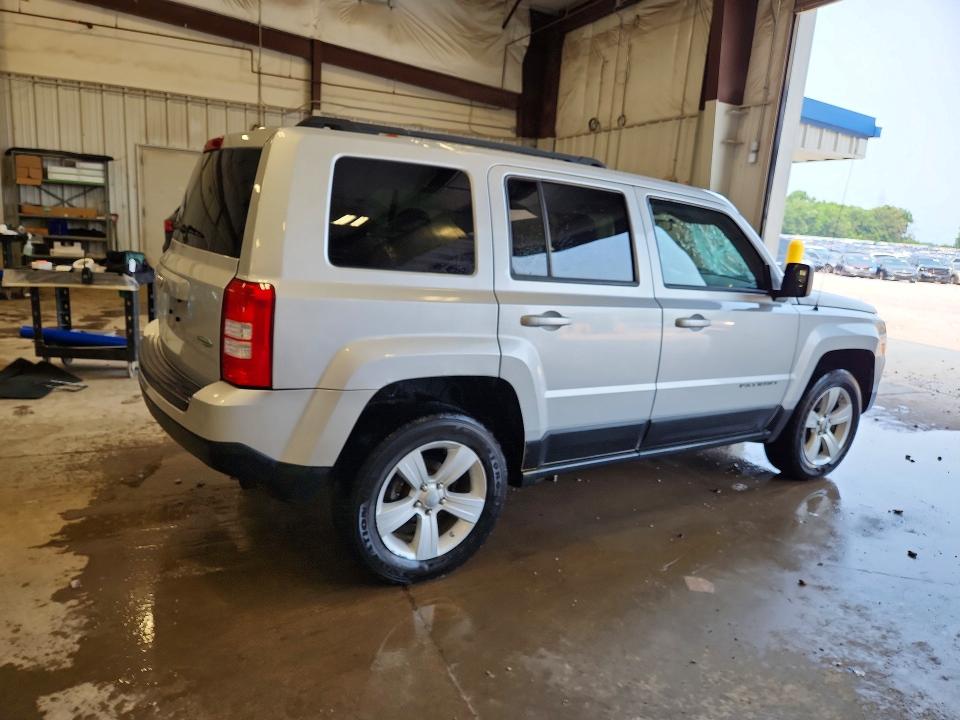 Photo 3 from auction – 2011 JEEP PATRIOT with VIN 1J4NF1GB4BD274308