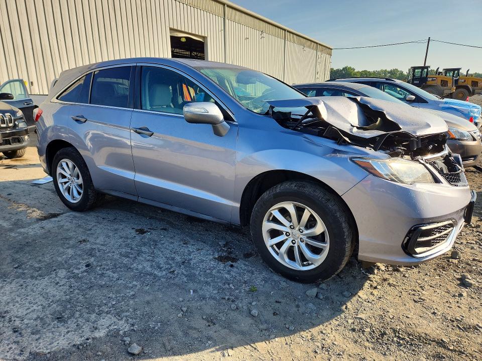 Photo 4 from auction – 2016 ACURA RDX with VIN 5J8TB4H38GL021797