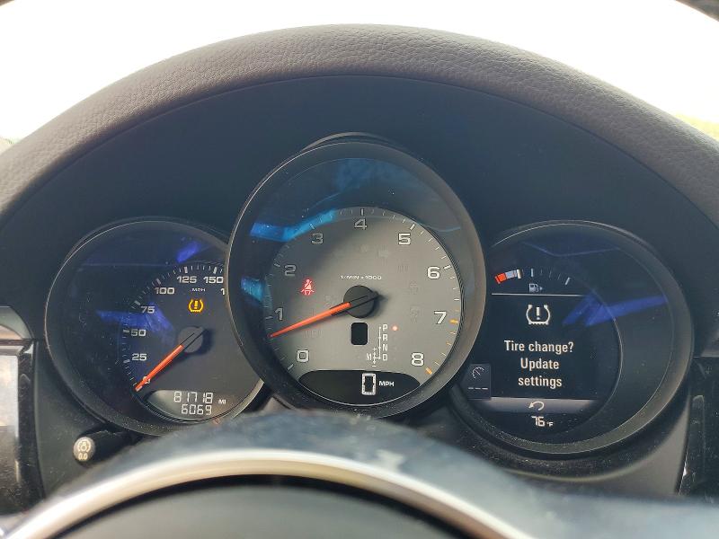 Photo 9 from auction – 2018 PORSCHE MACAN with VIN WP1AB2A5XJLB33335