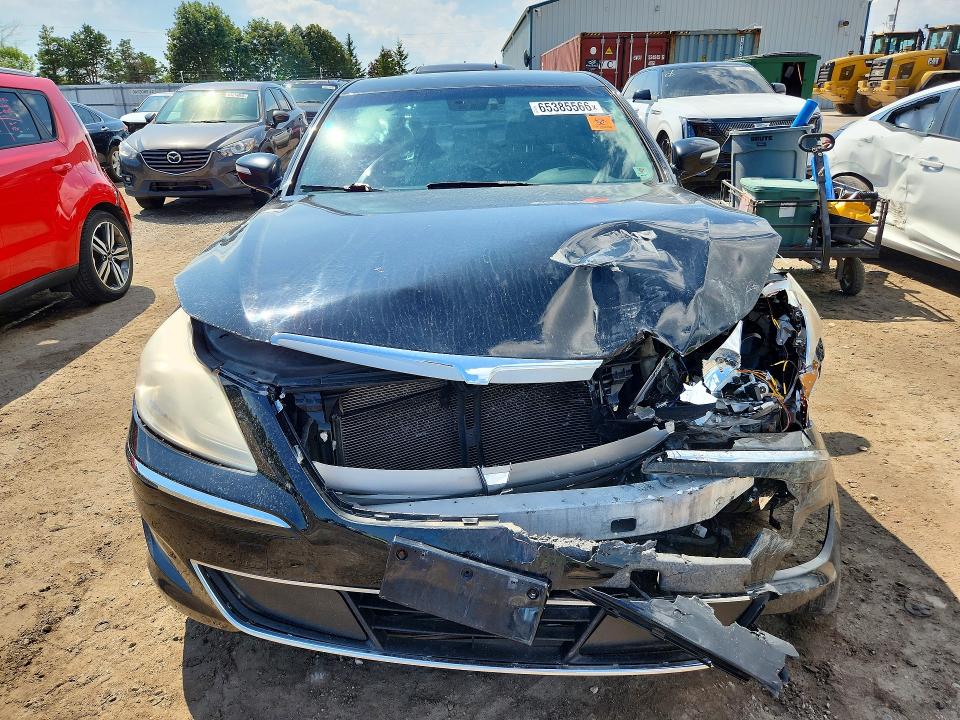 Photo 5 from auction – 2012 HYUNDAI GENESIS with VIN KMHGC4DDXCU176198