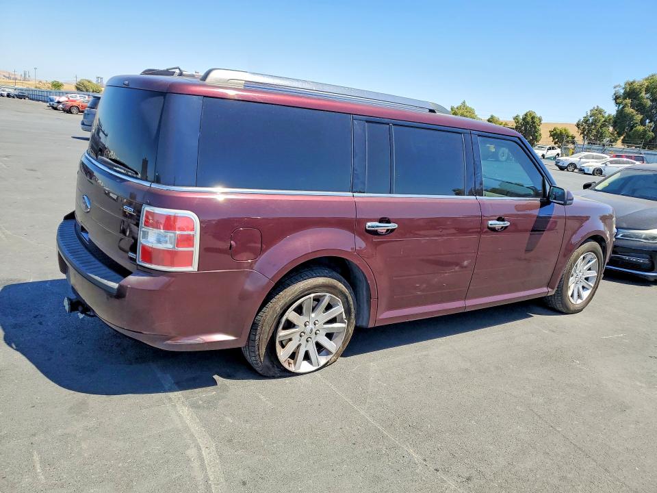 Photo 3 from auction – 2011 FORD FLEX with VIN 2FMHK6CC1BBD27669