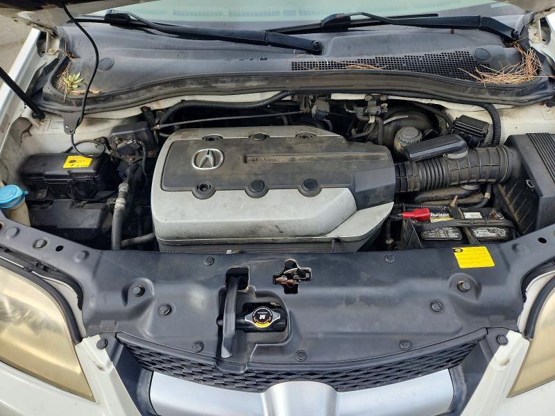 Photo 12 from auction – 2005 ACURA MDX with VIN 2HNYD18205H554932