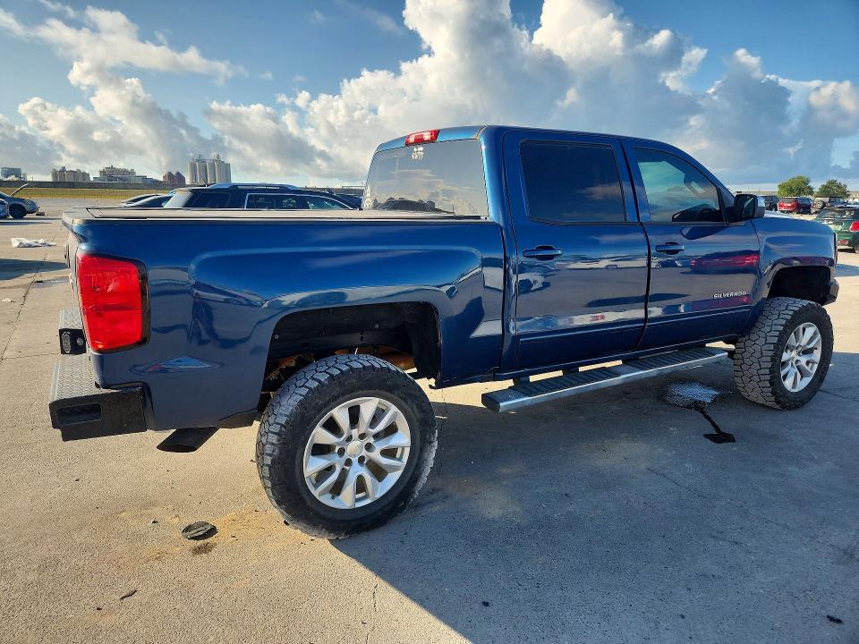Photo 3 from auction – 2018 CHEVROLET SILVERADO with VIN 3GCUKREC2JG455853