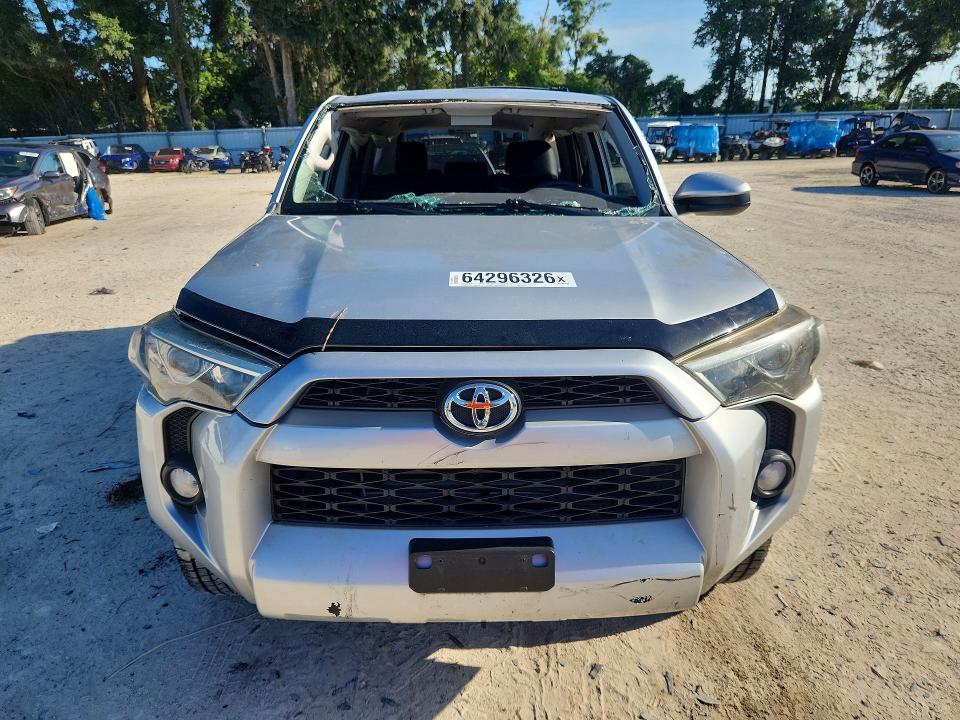 Photo 5 from auction – 2016 TOYOTA 4RUNNER with VIN JTEZU5JR2G5125872