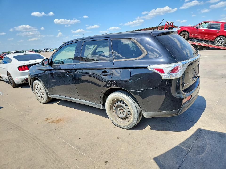 Photo 2 from auction – 2014 MITSUBISHI OUTLANDER with VIN JA4AD2A32EZ011883