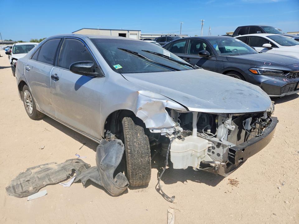 Zdjęcie 4 z aukcji – 2013 TOYOTA CAMRY z VIN 4T4BF1FK8DR333472