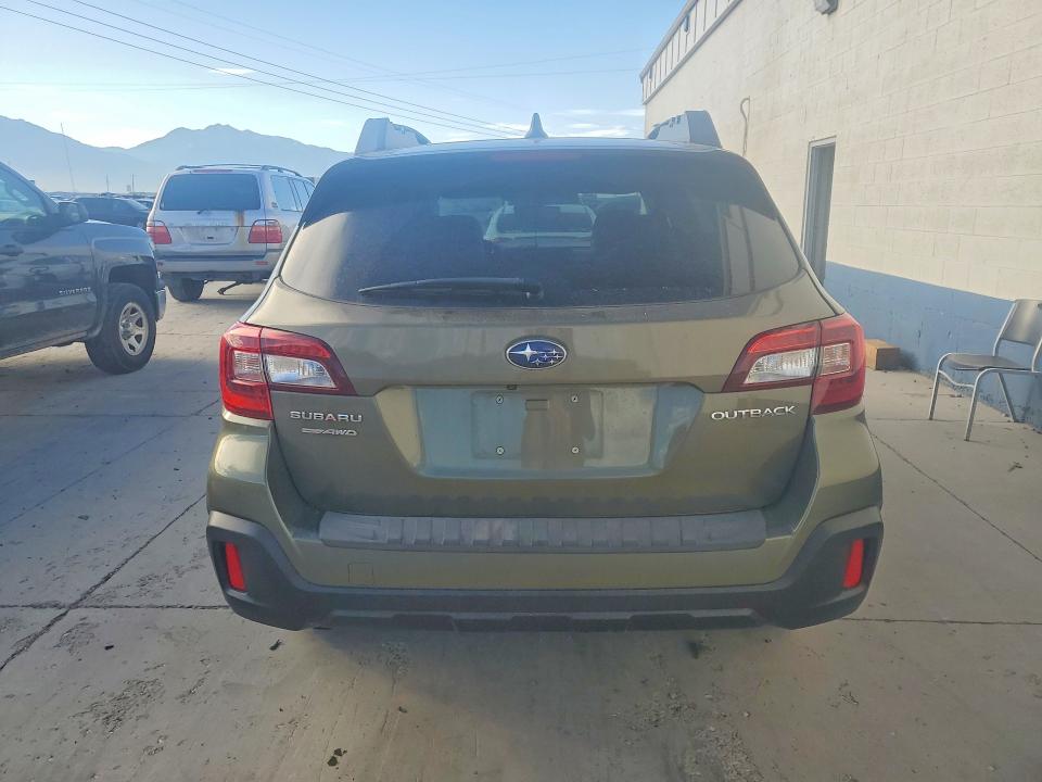 Photo 6 from auction – 2018 SUBARU OUTBACK with VIN 4S4BSAFC9J3355352