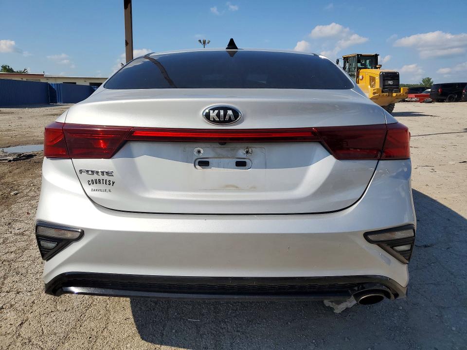 Photo 6 from auction – 2021 KIA FORTE with VIN 3KPF24AD2ME317918