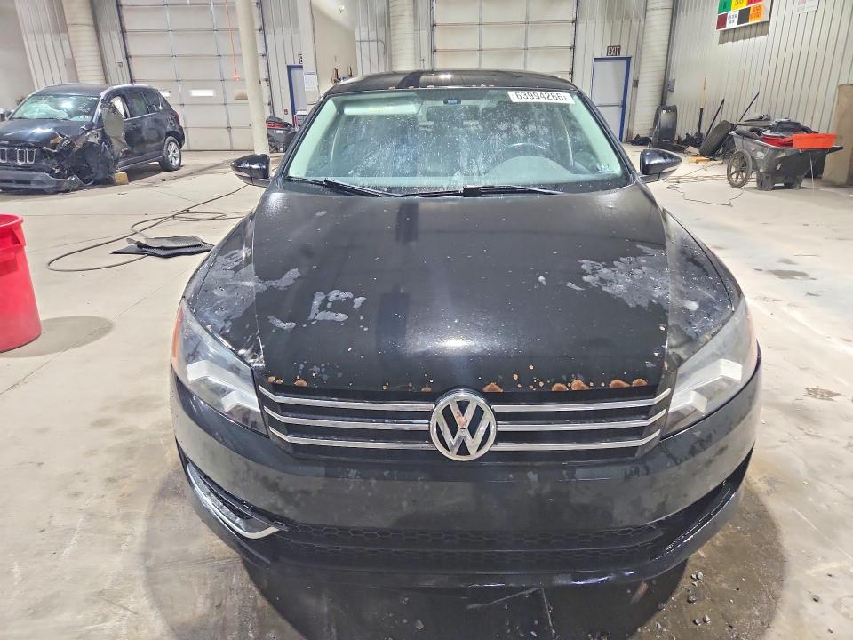 Photo 5 from auction – 2012 VOLKSWAGEN PASSAT with VIN 1VWBP7A38CC011866