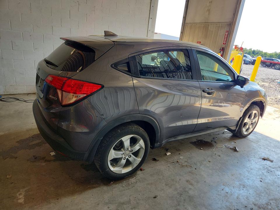 Photo 3 from auction – 2016 HONDA HR-V with VIN 3CZRU6H76GM737852