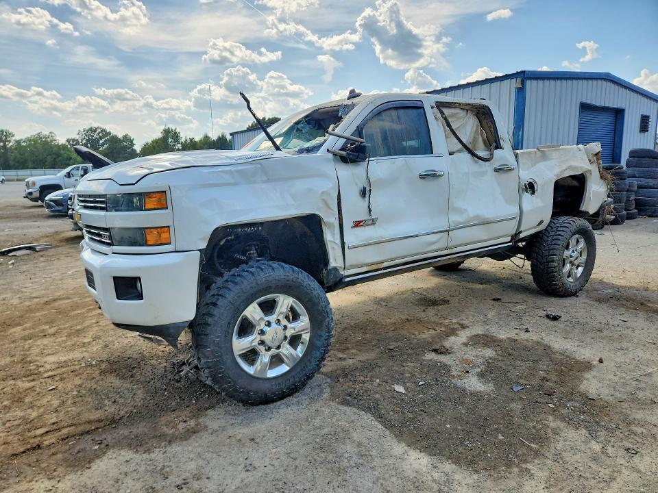 Photo 1 from auction – 2018 CHEVROLET SILVERADO with VIN 1GC1KWEYXJF236797