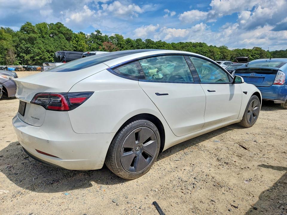 Photo 3 from auction – 2022 TESLA MODEL 3 with VIN 5YJ3E1EB0NF231598