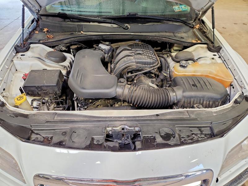 Photo 11 from auction – 2013 CHRYSLER 300 with VIN 2C3CCAAG4DH732904
