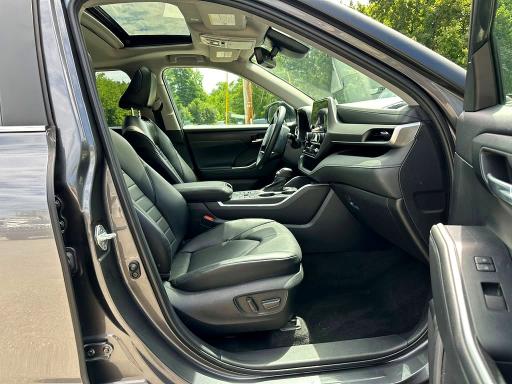 Photo 6 from auction – 2023 TOYOTA HIGHLANDER with VIN 5TDKDRBH1PS008667