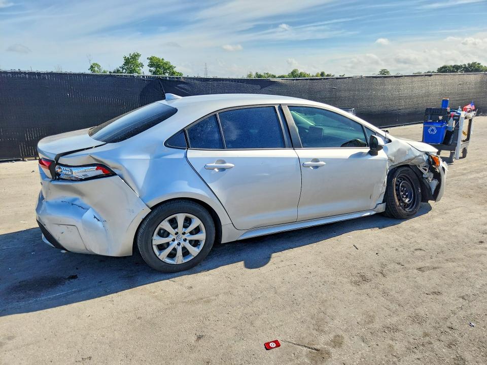 Photo 3 from auction – 2020 TOYOTA COROLLA with VIN 5YFEPRAE0LP128474