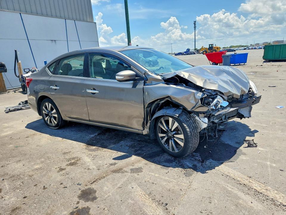 Photo 4 from auction – 2016 NISSAN SENTRA with VIN 3N1AB7AP9GY244185