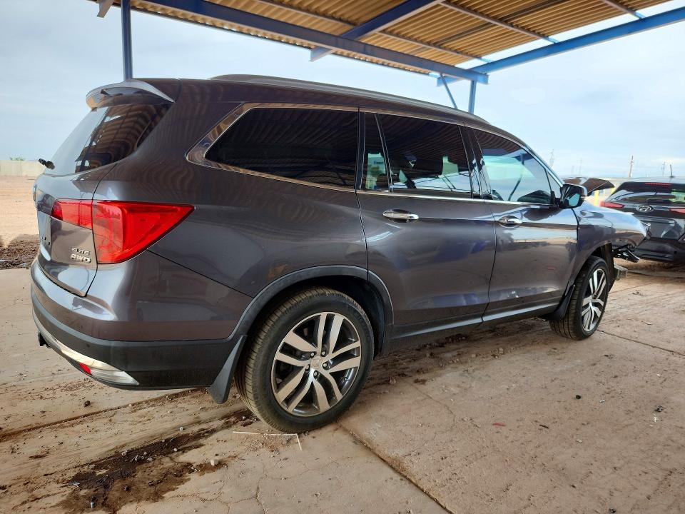 Photo 3 from auction – 2017 HONDA PILOT with VIN 5FNYF6H07HB023345