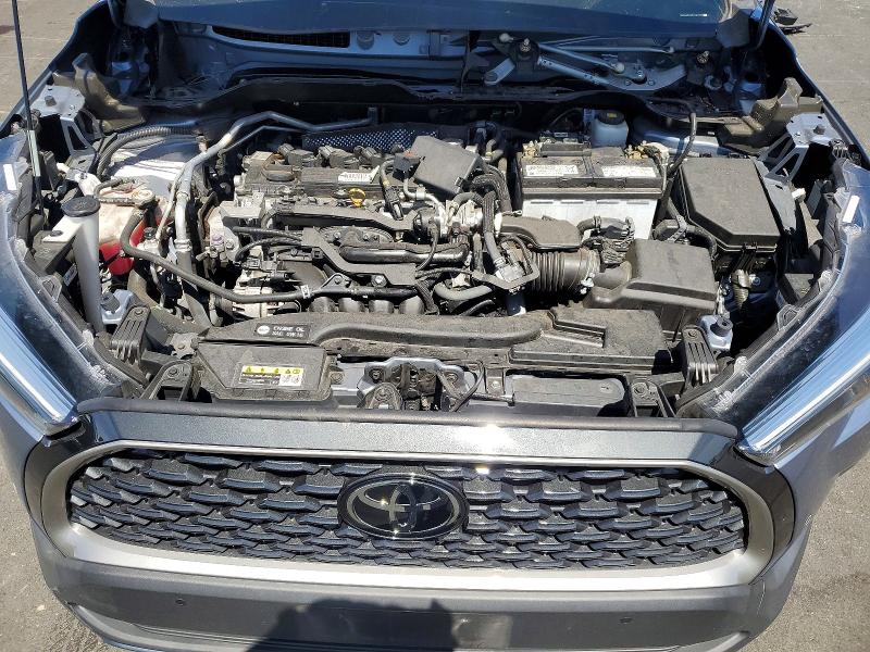 Photo 11 from auction – 2022 TOYOTA COROLLA CROSS with VIN 7MUDAABG9NV035998