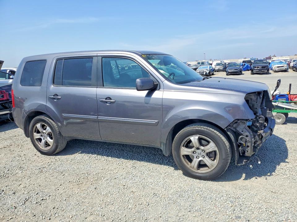 Photo 4 from auction – 2014 HONDA PILOT with VIN 5FNYF3H76EB021240