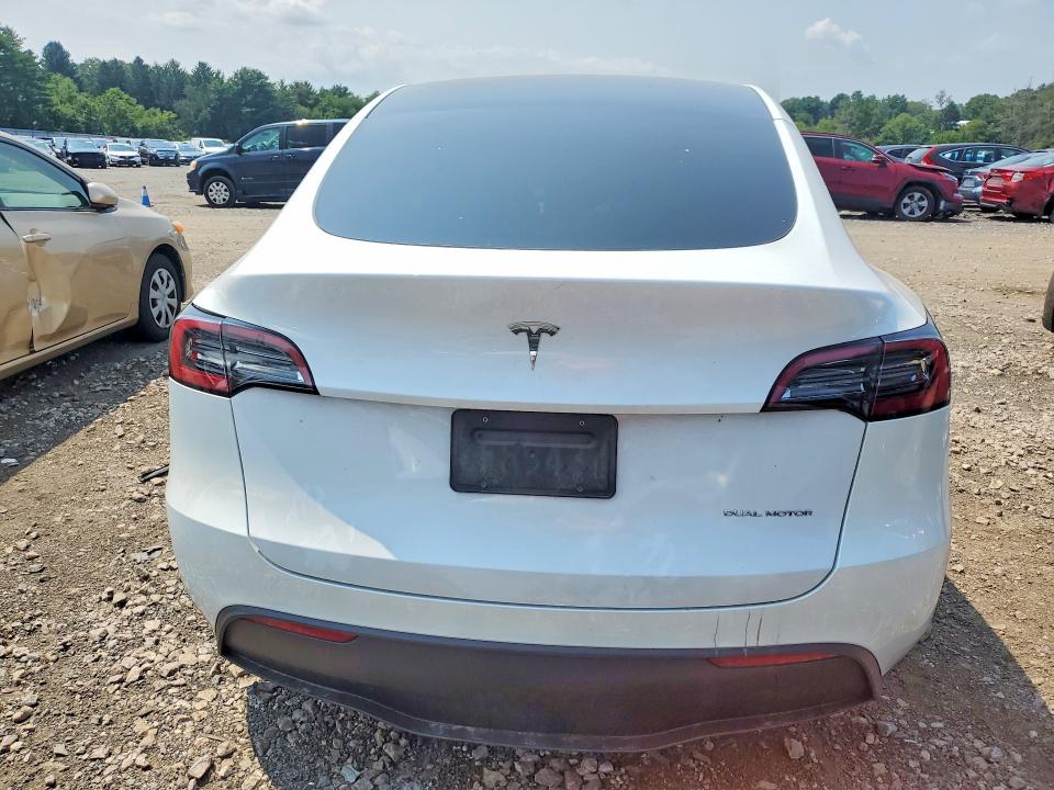 Photo 6 from auction – 2023 TESLA MODEL Y with VIN 7SAYGDEE1PF684954