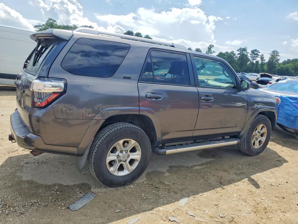 Photo 3 from auction – 2014 TOYOTA 4RUNNER with VIN JTEBU5JR9E5167633