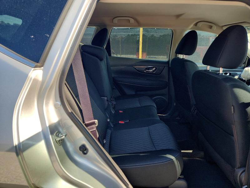 Photo 10 from auction – 2017 NISSAN ROGUE with VIN KNMAT2MT2HP614093