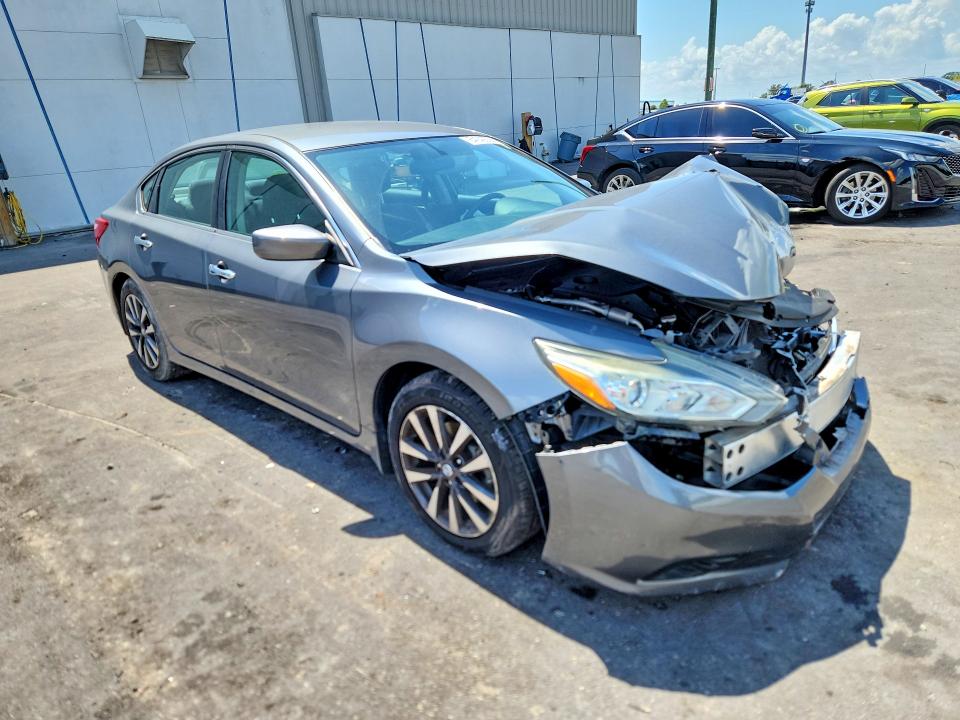 صورة رقم 4 من المزاد - 2016 NISSAN ALTIMA مع VIN 1N4AL3AP1GC143417