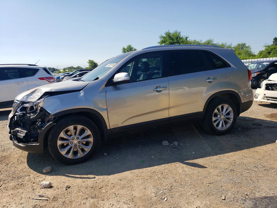KIA SORENTO 2014 with VIN 5XYKUDA72EG536840 - Photo from auction
