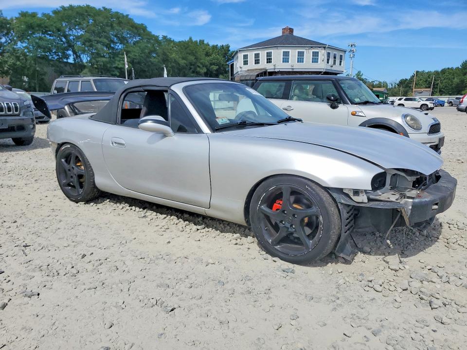 Photo 4 from auction – 2003 MAZDA MX-5 MIATA with VIN JM1NB353430311455