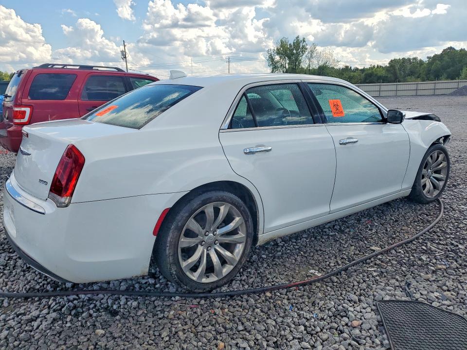 Photo 3 from auction – 2019 CHRYSLER 300 with VIN 2C3CCAEG6KH570264